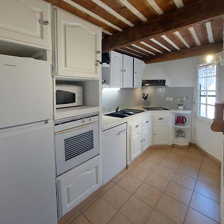 Eblouissant Appartement Au Calme D'Une Residence Avec Piscine Idealement Situe Au Pied Du Colorado Provencal Dans Le Prestigieux Luberon Rustrel Bagian luar foto